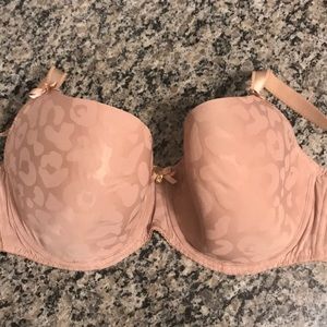 New Curvy Kate 32 J Nude Bra with tags
